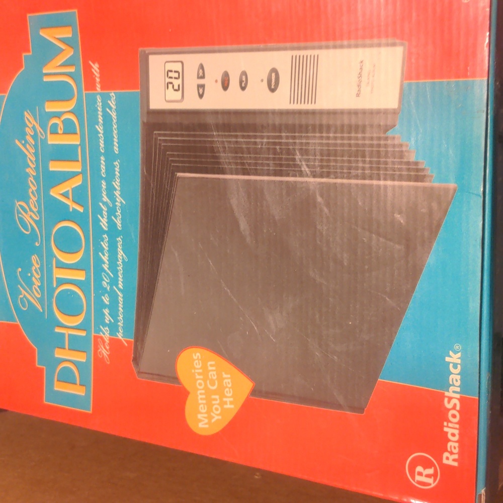 Radio shack voice recording talking photo album
